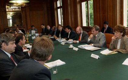 Le débat populistes / technocrates : quelle conception du peuple ?