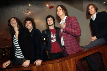 La philosophie des Strokes : de l&rsquo;ennui intime au d&eacute;senchantement politique